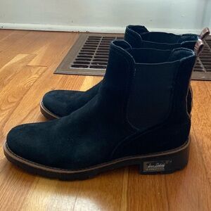 Black 7 1/2 booties